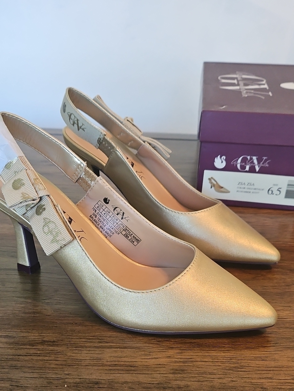 Gloria Vanderbilt Gold Slingback Pointed Toe Heels 151